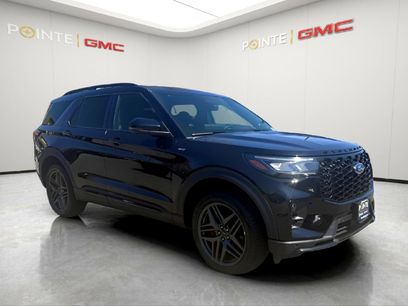 Used 2025 Ford Explorer ST-Line w/ ST-Line Street Pack