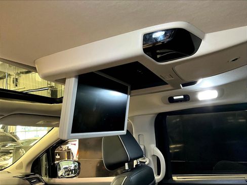 Used 2025 Honda Odyssey Elite image 37
