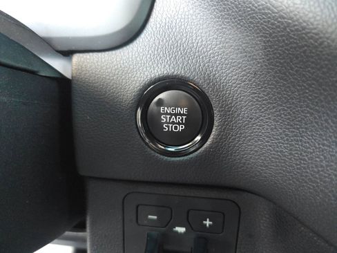 Used 2025 Toyota Tundra Limited w/ Power Package image 26