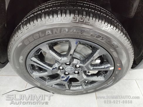 New 2026 Jeep Compass Latitude w/ Sun and Sound Group image 3