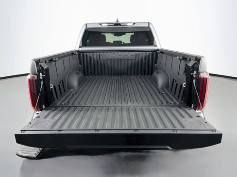 Used 2024 Toyota Tundra Platinum AWD/4WD image 8