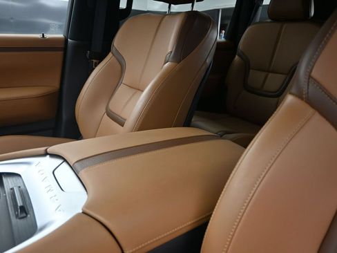 Used 2025 Nissan Armada SL w/ Captain's Chari Seat Package AWD/4WD image 14