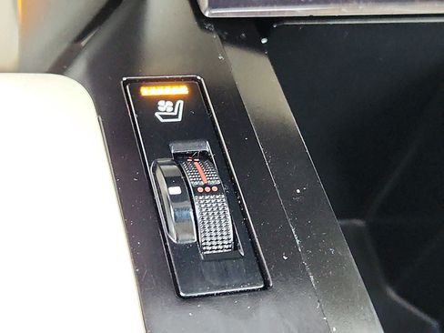 Used 2020 Lexus GX 460 Premium image 25