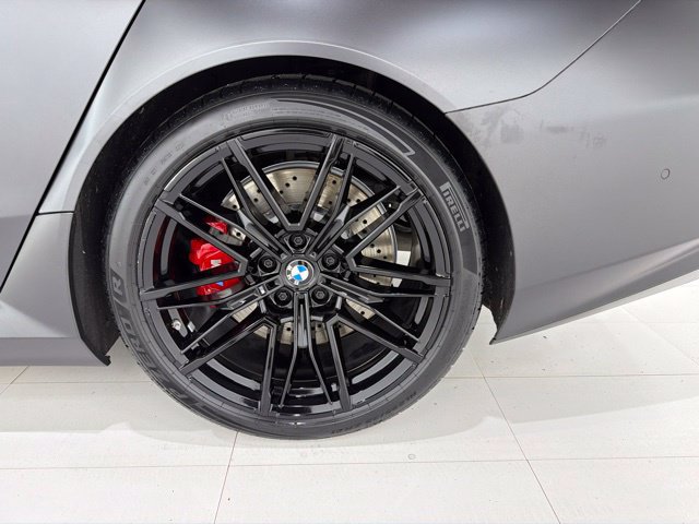 Used 2026 BMW M5 w/ Carbon Package AWD/4WD image 43