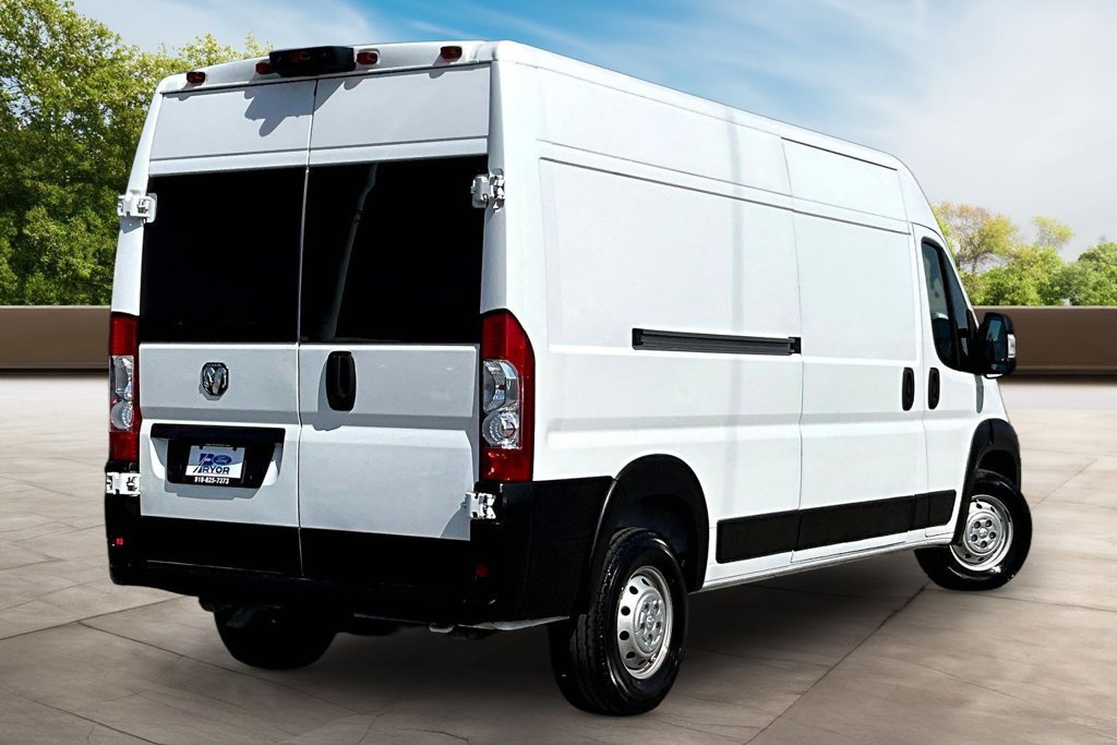 Used 2023 RAM ProMaster 2500 FWD image 2
