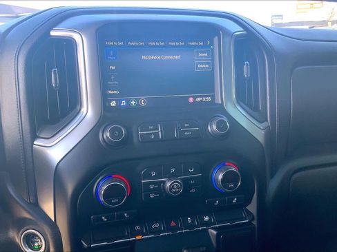 Used 2019 Chevrolet Silverado 1500 LT w/ Texas Edition image 31