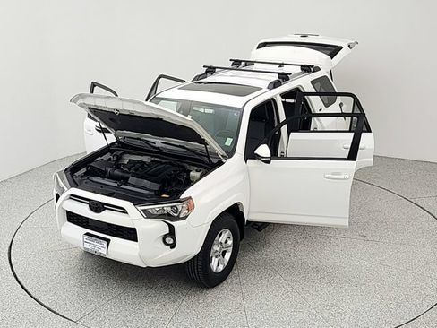 Used 2021 Toyota 4Runner SR5 Premium w/ Moonroof Package AWD/4WD image 42