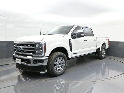 New 2026 Ford F250 Lariat w/ Chrome Package image 10