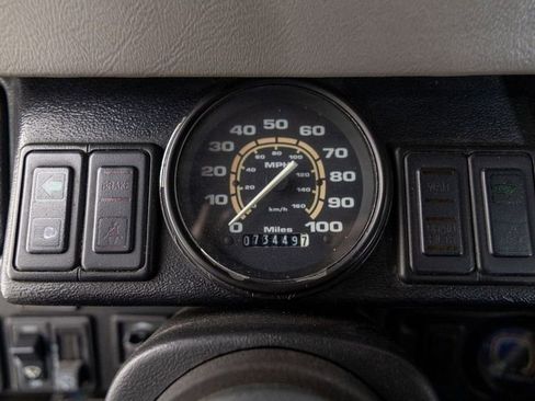 Used 1996 HUMMER H1 4-Door Hard Top image 34