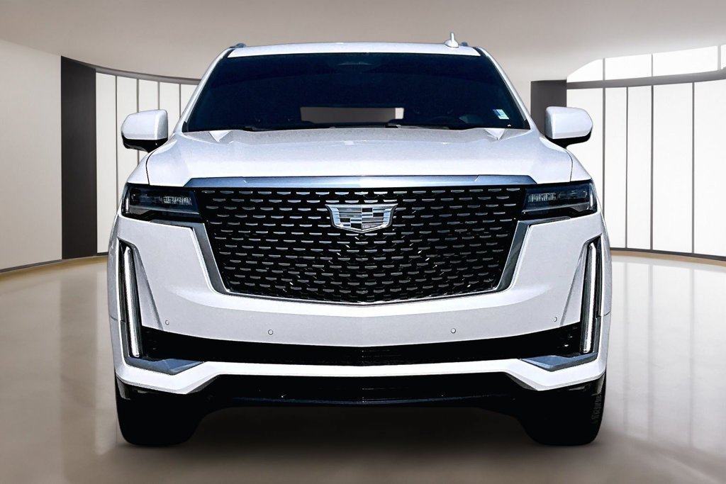 Used 2021 Cadillac Escalade Luxury AWD/4WD image 3