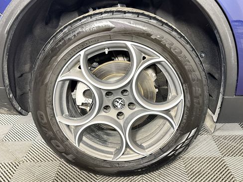 Used 2021 Alfa Romeo Stelvio Sprint w/ Nero Edizione image 32