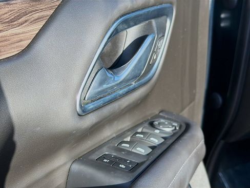 Used 2021 Chevrolet Tahoe LT RWD image 24