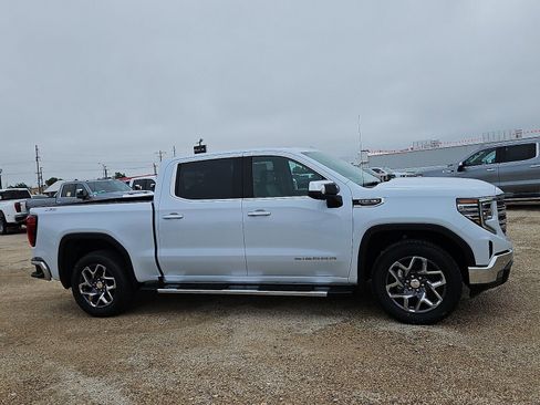 New 2026 GMC Sierra 1500 SLT w/ SLT Premium Plus Package AWD/4WD image 6
