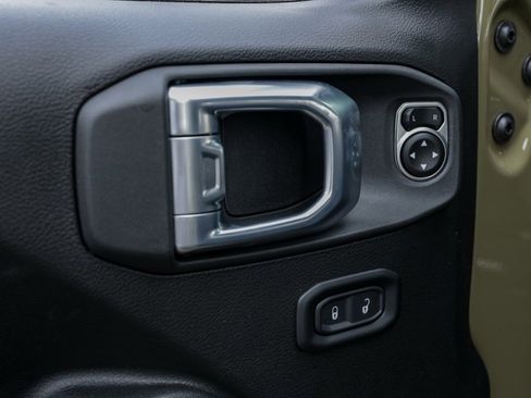 New 2026 Jeep Gladiator Sport image 13