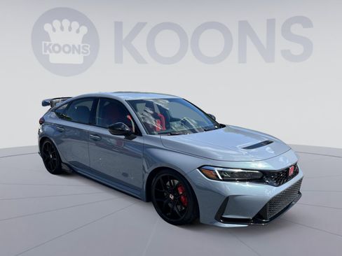 Used 2025 Honda Civic Type R image 10