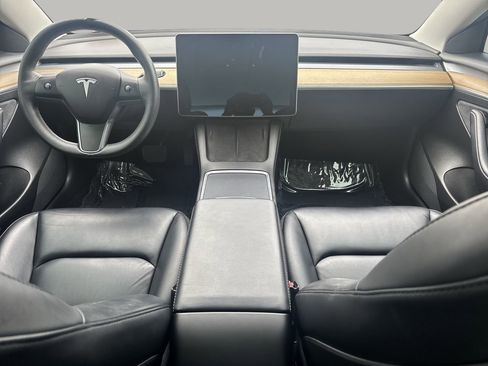 Used 2021 Tesla Model 3 Standard Range Plus image 13