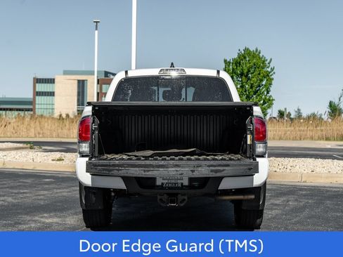 Used 2023 Toyota Tacoma TRD Sport AWD/4WD image 10