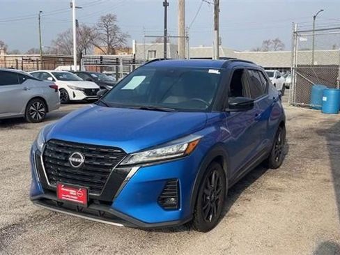 Used 2024 Nissan Kicks SR w/ SR Premium Package image 7