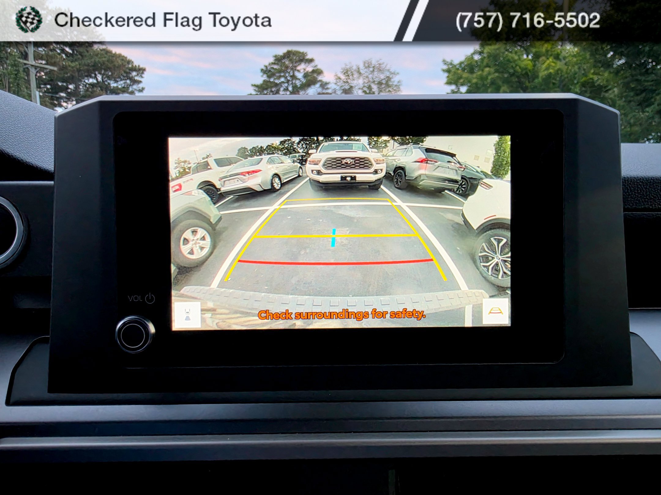 Certified 2025 Toyota 4Runner SR5 AWD/4WD image 16