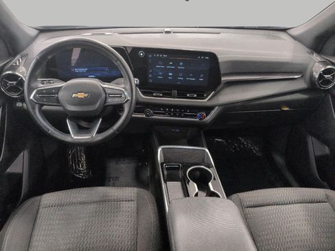 Used 2025 Chevrolet Equinox LT AWD/4WD image 7