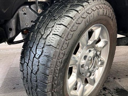 Used 2014 Ford F350 Lariat image 32