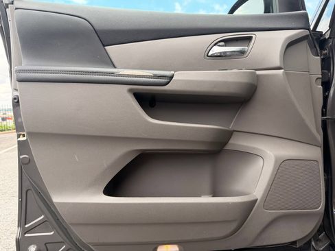 Used 2015 Honda Odyssey EX-L image 14