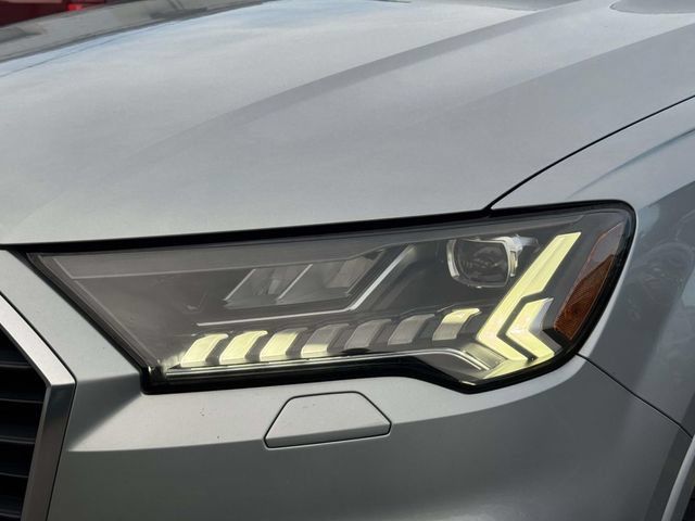 Used 2024 Audi Q7 3.0T Premium Plus AWD/4WD image 13