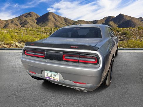 Used 2015 Dodge Challenger R/T Scat Pack RWD image 3