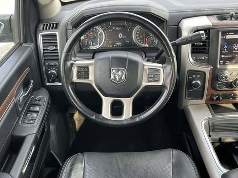 Used 2018 RAM 2500 Laramie image 17