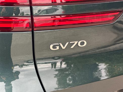 Used 2023 Genesis GV70 2.5T w/ Sport Prestige Package AWD/4WD image 23