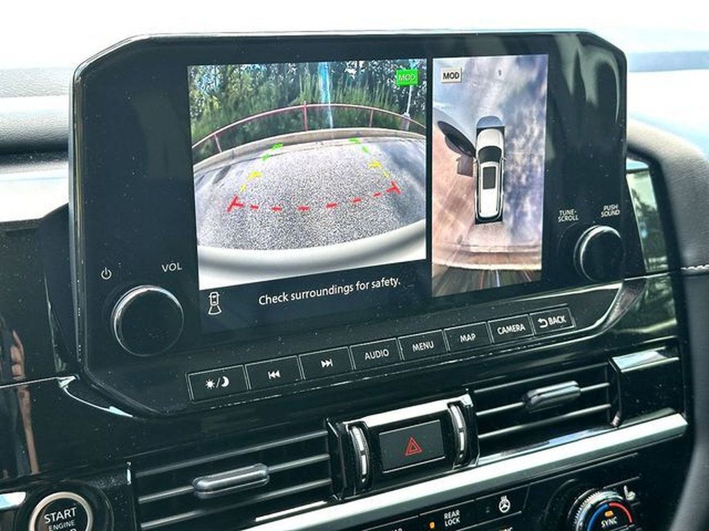 Used 2024 Nissan Pathfinder SL w/ SL Premium Package FWD image 15