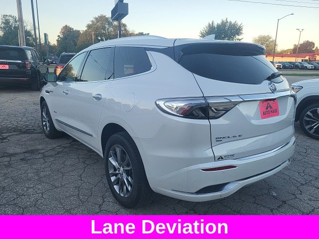 Used 2022 Buick Enclave Avenir AWD/4WD image 8