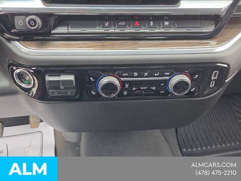Used 2025 Chevrolet Silverado 2500 LT w/ Convenience Package AWD/4WD image 20