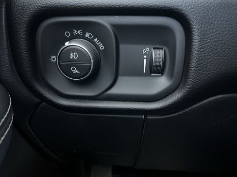 Used 2024 RAM 2500 Big Horn image 41