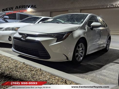 Used 2023 Toyota Corolla LE FWD image 1