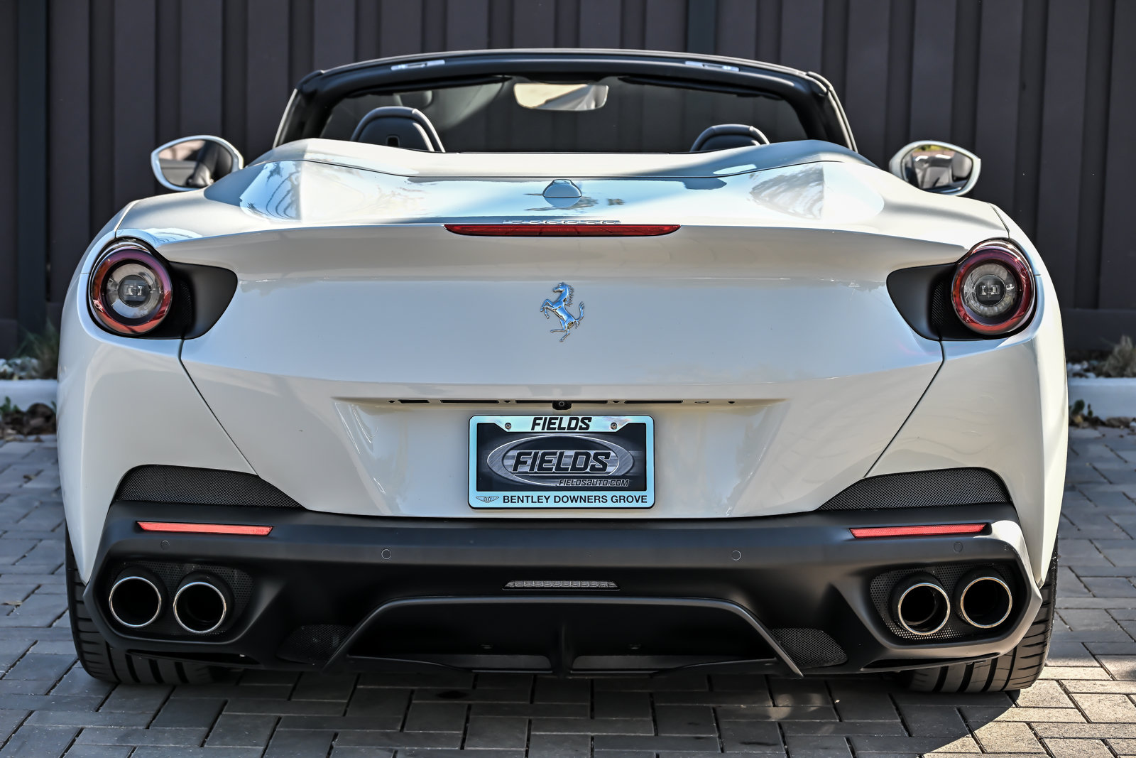 Used 2019 Ferrari Portofino RWD image 14