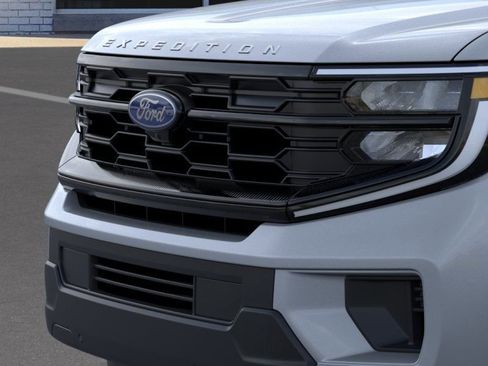 New 2026 Ford Expedition Active AWD/4WD image 18