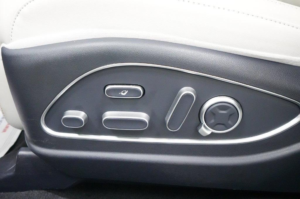 Used 2026 Hyundai Palisade Calligraphy AWD/4WD image 17