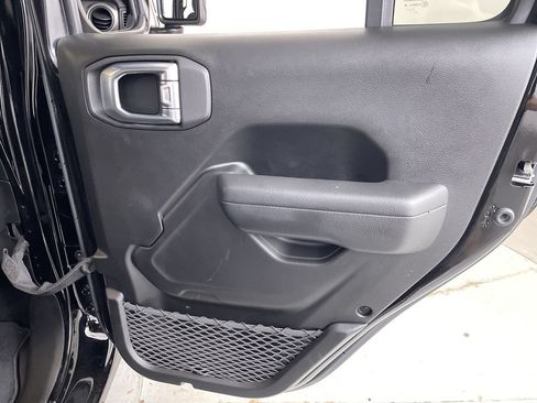 Used 2022 Jeep Wrangler Unlimited Sport AWD/4WD image 21