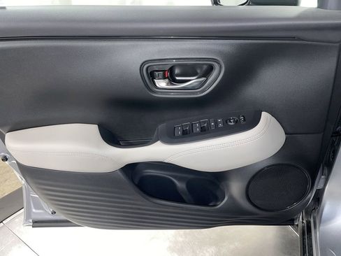 Certified 2023 Honda HR-V LX image 45