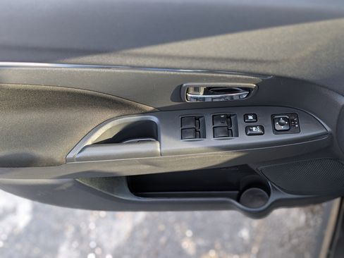 Used 2024 Mitsubishi Outlander Sport ES image 27