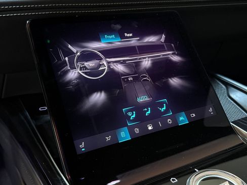 New 2025 Cadillac Escalade Sport w/ Touring Package image 36