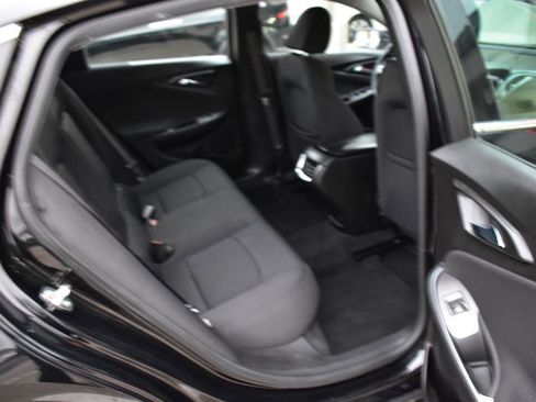 Used 2022 Chevrolet Malibu LT image 23