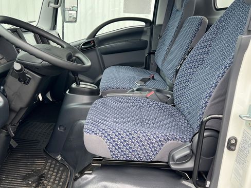 New 2024 Chevrolet Low Cab Forward 5500XG RWD image 12