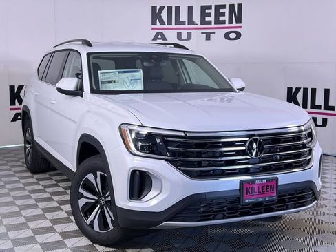 New 2026 Volkswagen Atlas SE image 1