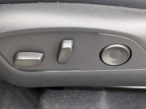 New 2026 Chevrolet Traverse High Country image 15