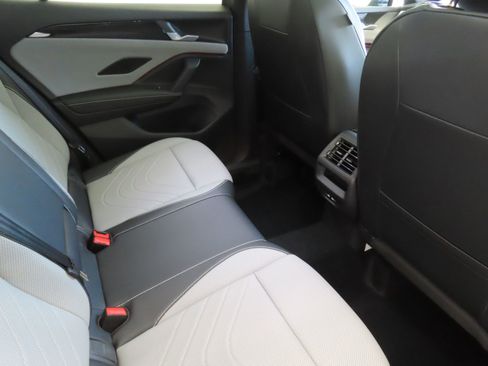 New 2026 Volkswagen Tiguan SE R-Line image 26