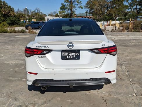 Used 2021 Nissan Sentra SR w/ SR Premium Package image 8
