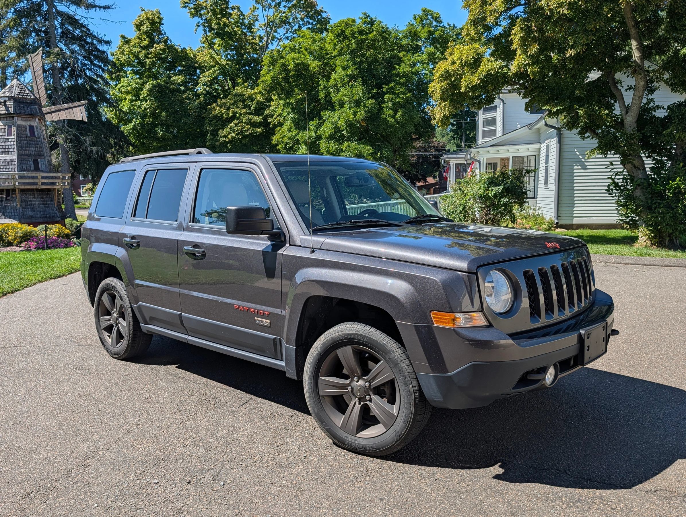 Used 2016 Jeep Patriot 75th Anniversary w/ Power Value Group AWD/4WD image 6