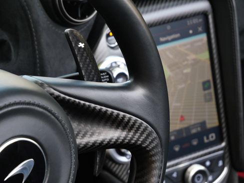 Used 2019 McLaren 720S Performance RWD image 12